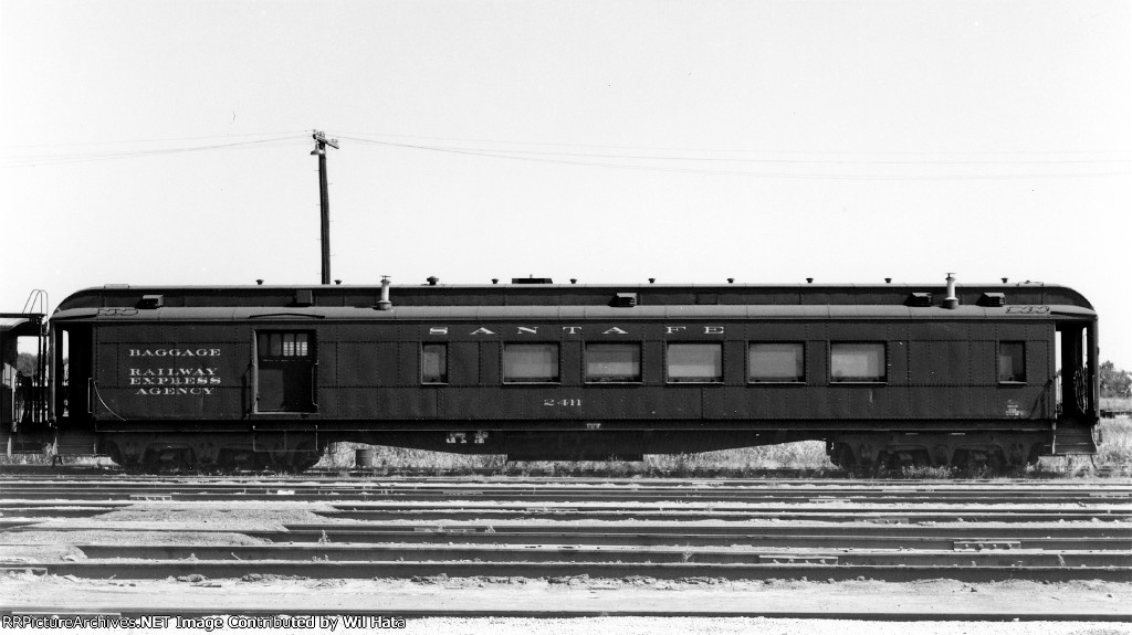 Santa Fe Baggage-Coach 2411